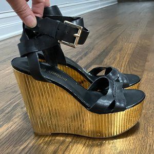 Enzo Angiolini Women's Zamaz Platform Wedge Sandals Disco Fever black gold 6/36